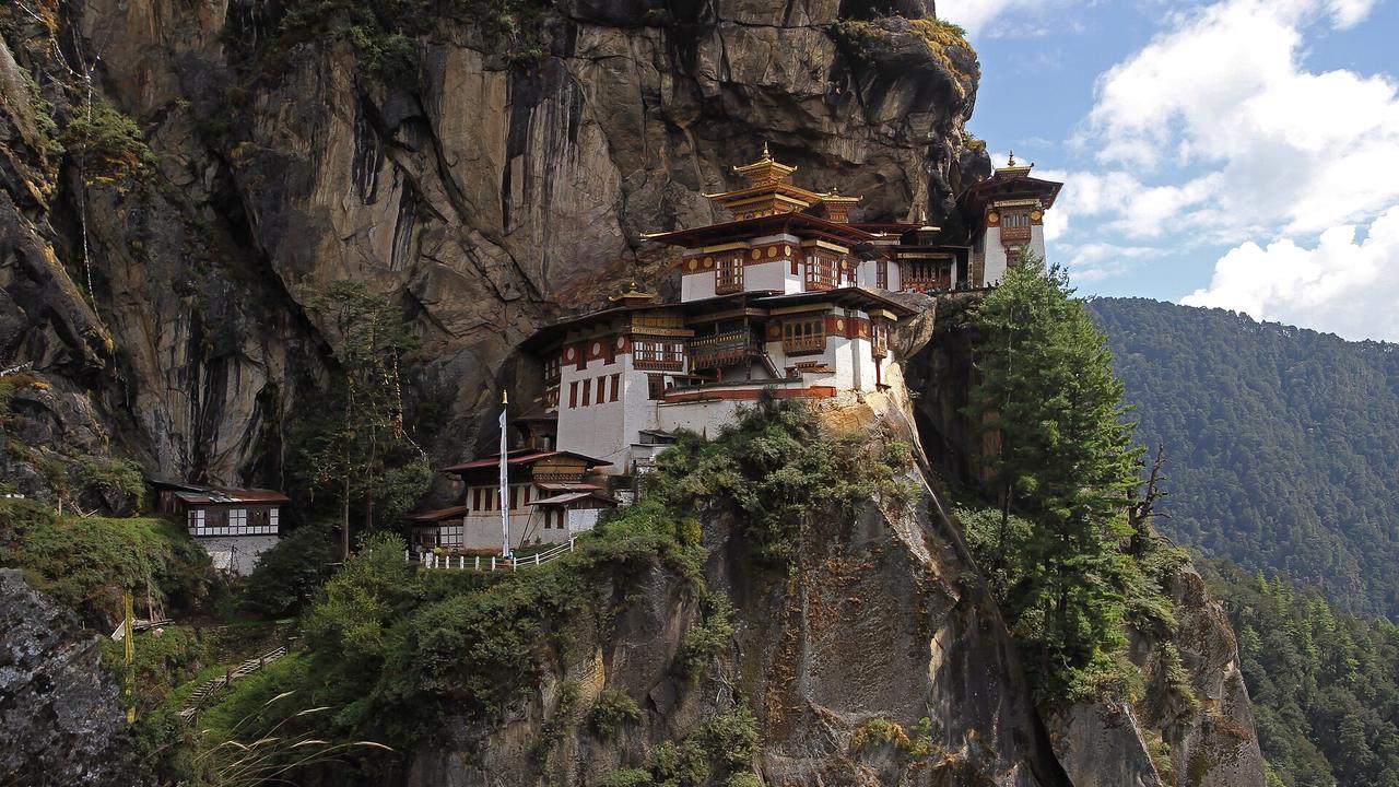 Bhutan Highlights Tour – Thimphu, Punakha & Paro (6 Days) — photo 4