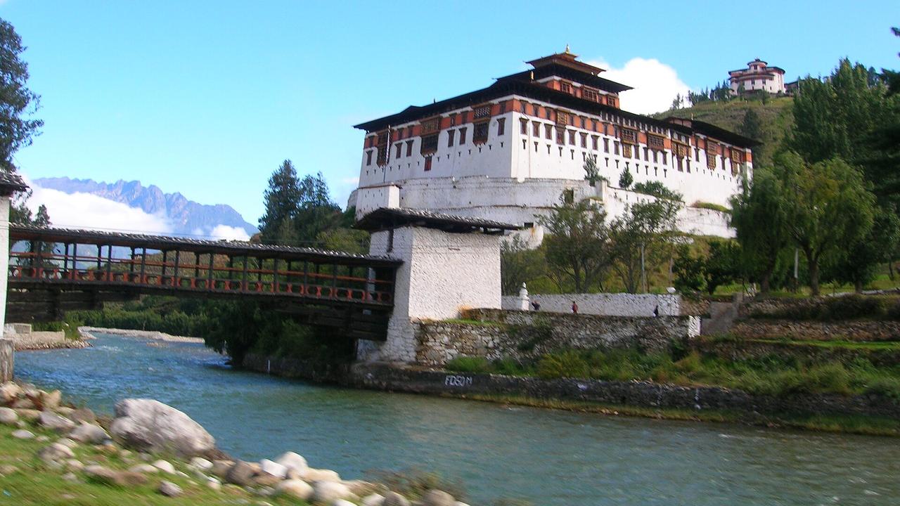 Bhutan Honeymoon Tour – Paro, Thimphu, Punakha & Phobjikha (8 Days) — photo 5