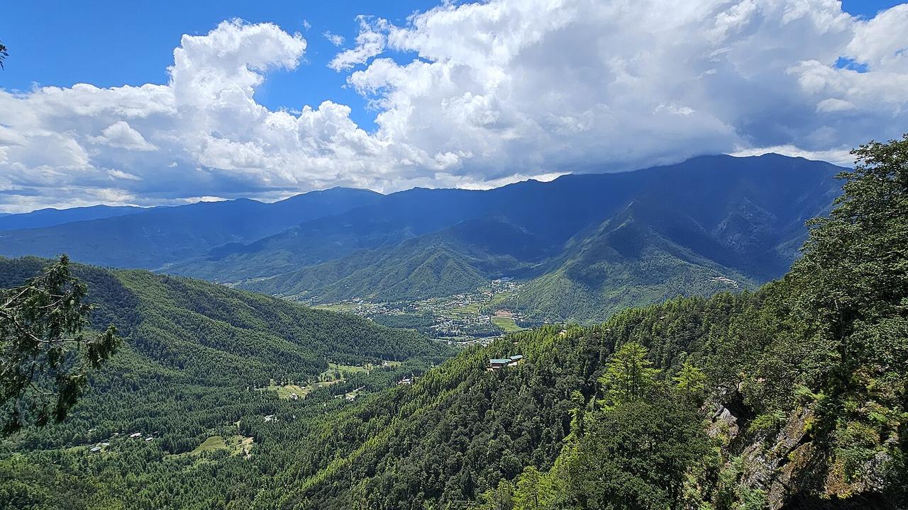 Druk Path Trek – Paro to Thimphu (6 Days) — photo 3